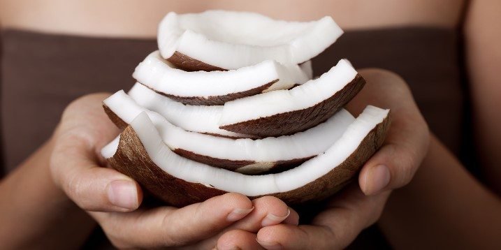 Bagaimana AIDS Bisa Takluk dengan Terapi Kelapa