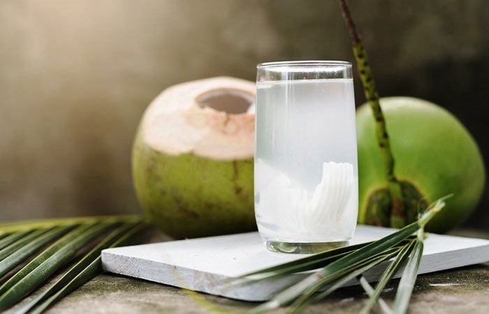 Manfaat Minum Air Kelapa Ketika Hamil