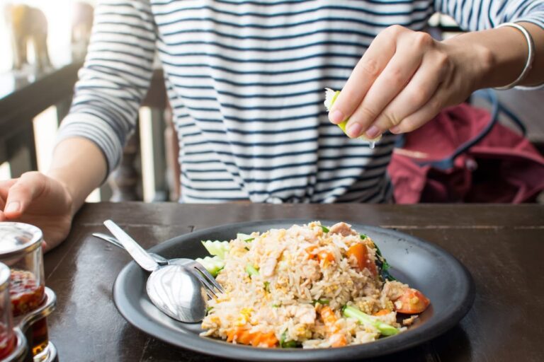 Walaupun Tetap Makan Nasi Putih, Tidak Hitung Kalori & Tidak Ketosis, Anda Masih Bisa Turun BB 4-10kg Sebulan!