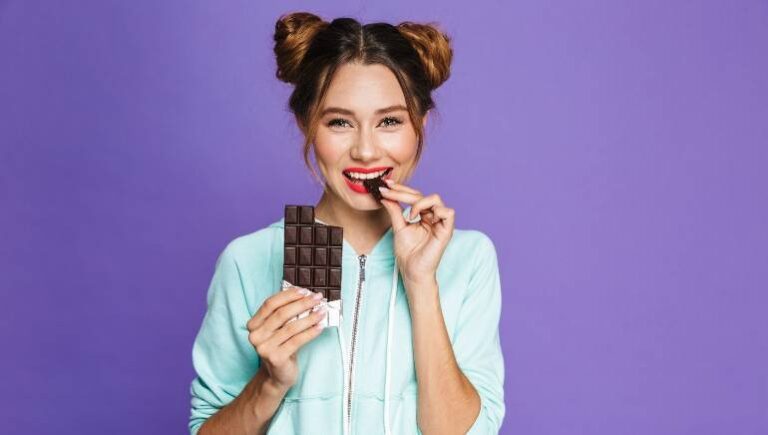 Ingin Cepat Langsing? Makanlah Coklat di Pagi Hari
