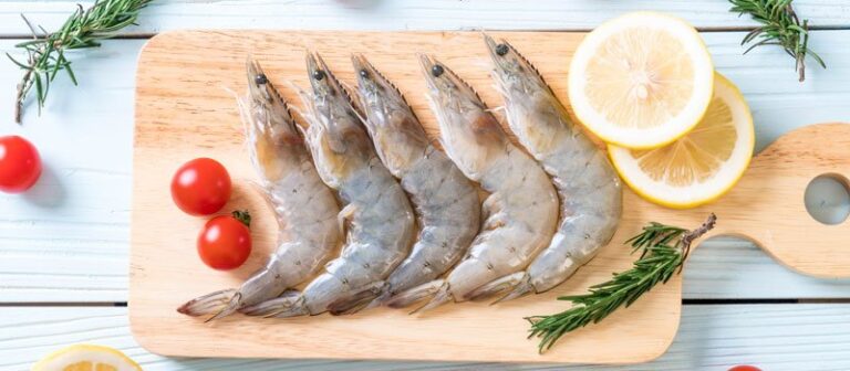 Benarkah Konsumsi Udang Bersama Vitamin C Menyebabkan Kematian?